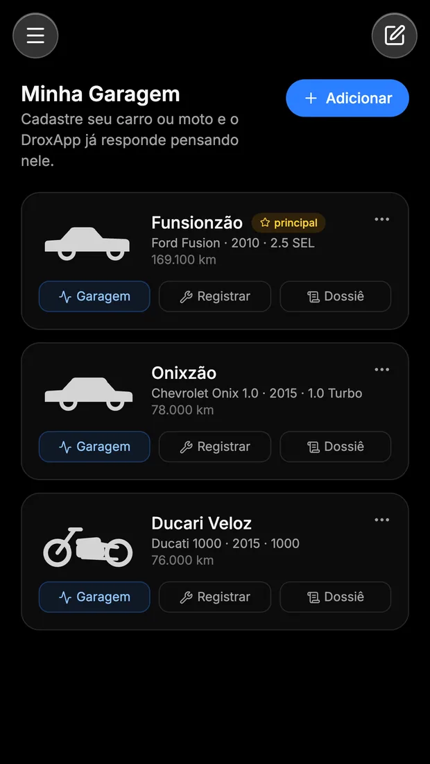 Tela Minha Garagem com três veículos cadastrados